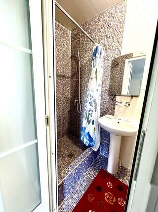 Гостевой дом Анна-Мария Адлер Семейный двухкомнатный номер на 5 чел-5